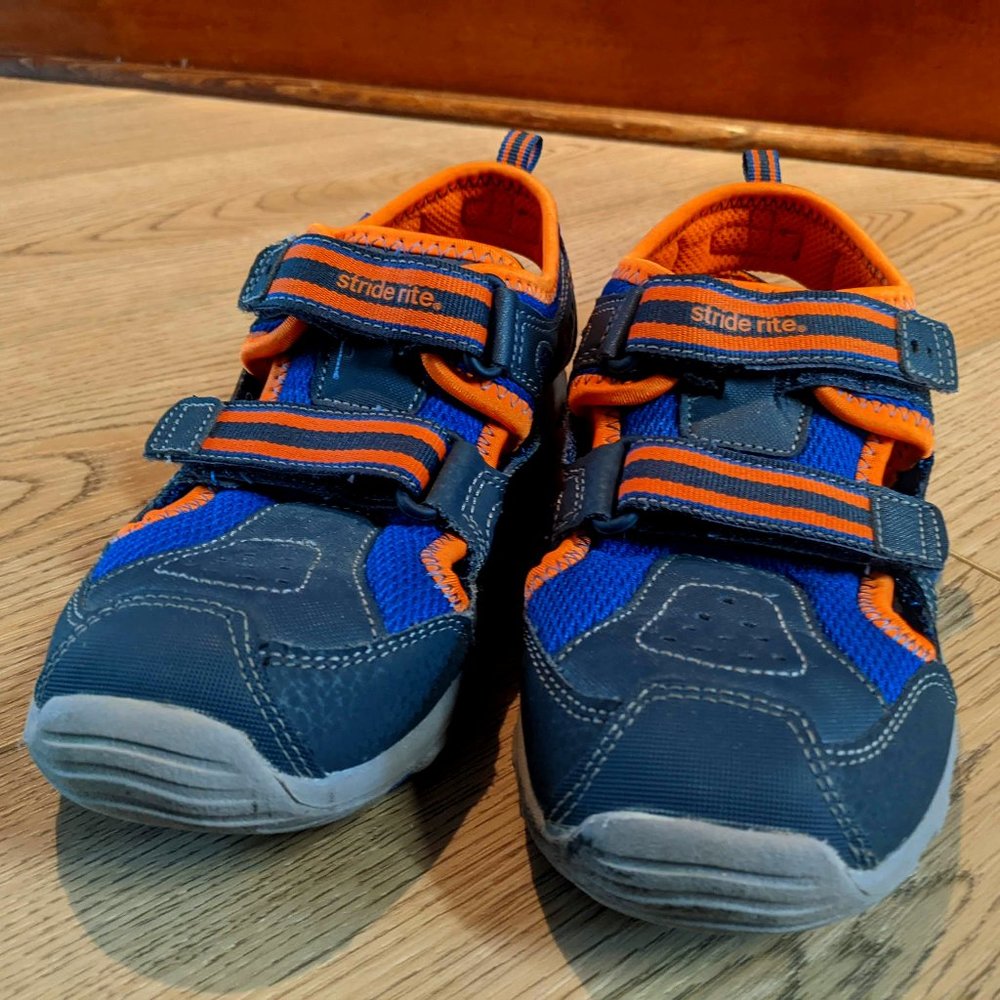 Stride Rite Leather Sneaker/Sandal Size 3